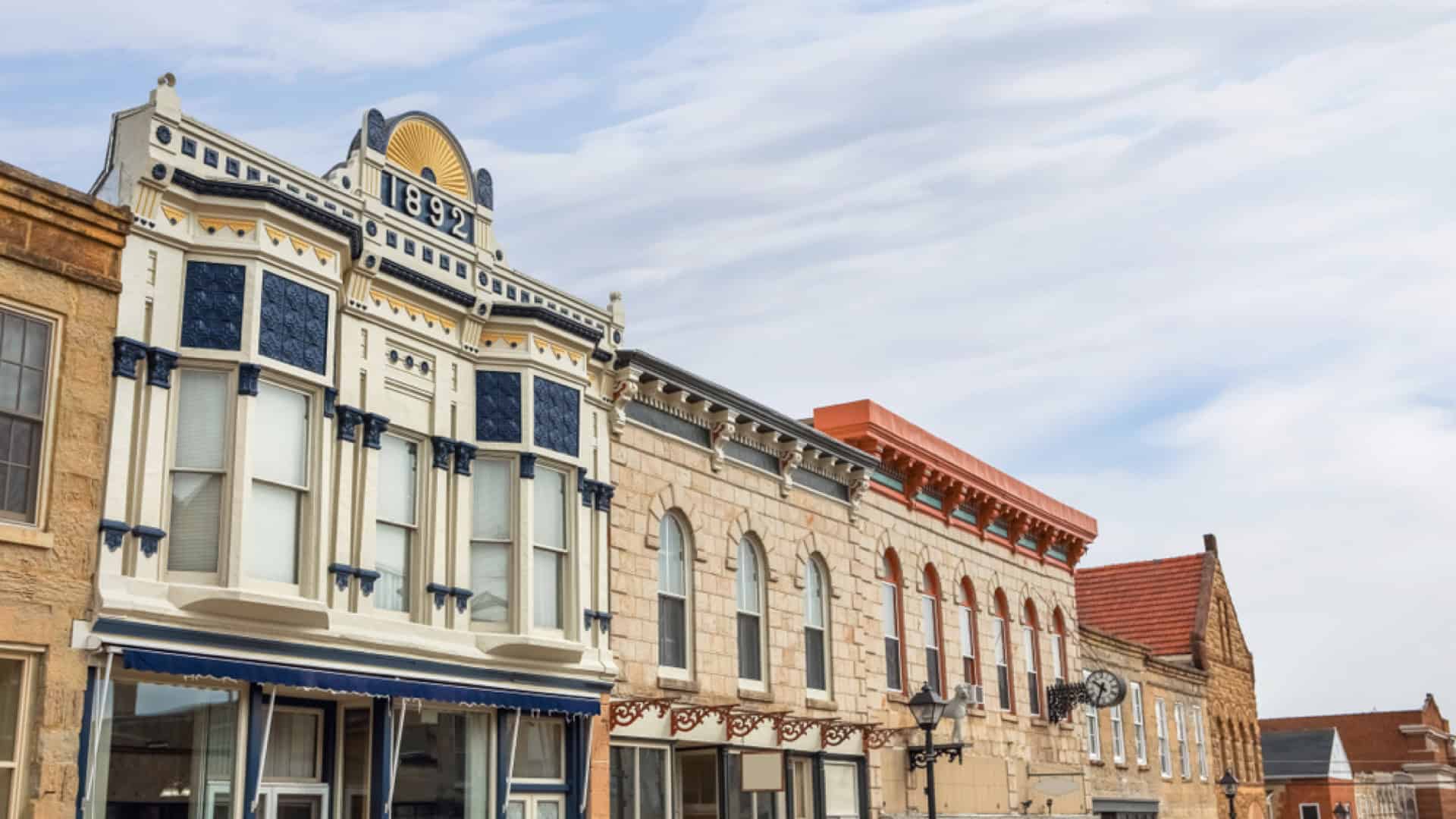 Vintage America: 15 Small Towns That Bring You Back in Time - The ...